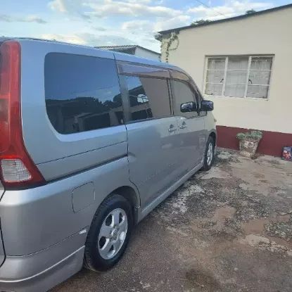 Picture of Nissan Serena 2007