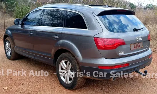Picture of Audi Q7 2010