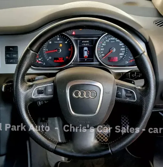Picture of Audi Q7 2010