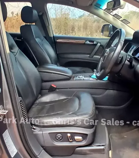 Picture of Audi Q7 2010