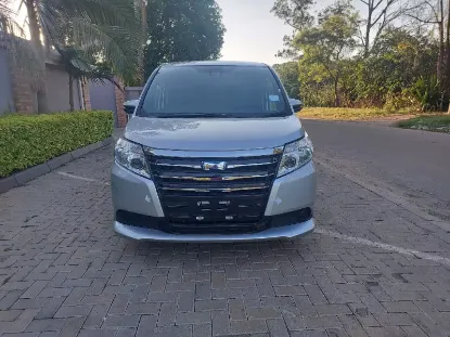 Picture of Toyota Noah 2016