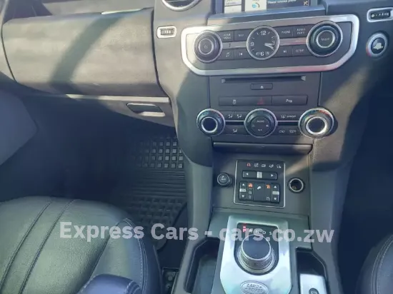 Picture of Land Rover Discovery 2014