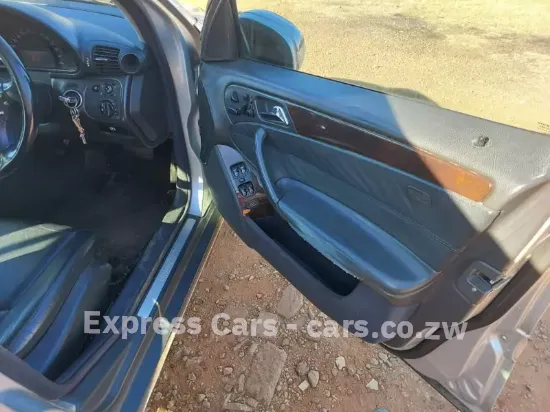 Picture of Mercedes Benz C-Class 2002