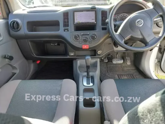 Picture of Nissan AD Van 2016