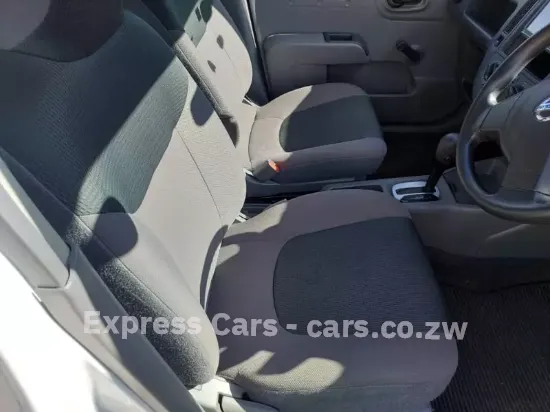 Picture of Nissan AD Van 2016