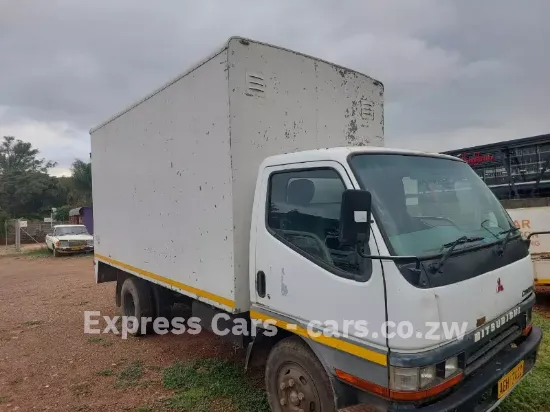 Picture of Mitsubishi Canter 2004