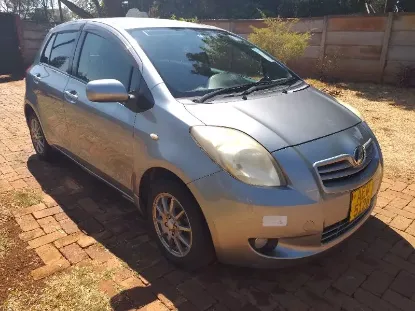 Picture of Toyota Vitz (Hatchback, Sedans)