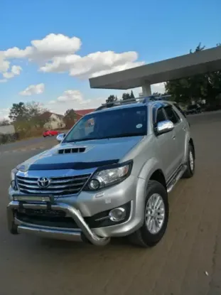 Picture of Toyota Fortuner d4d for hire
