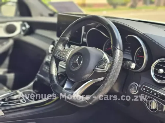 Picture of Mercedes Benz GLC 2017