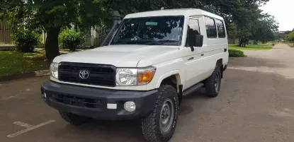 Picture of Toyota Land-Cruiser 2016