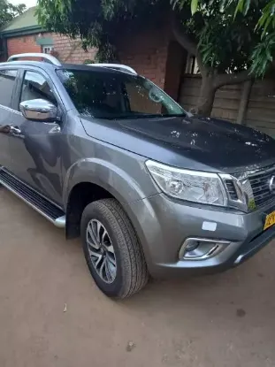Picture of NISSAN NAVARA