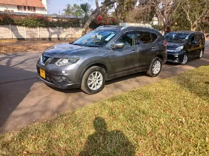Picture of Nissan Xtrail (Mid SUVs) .