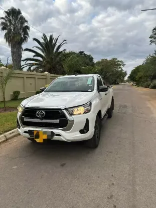 Picture of Toyota Hilux 2021