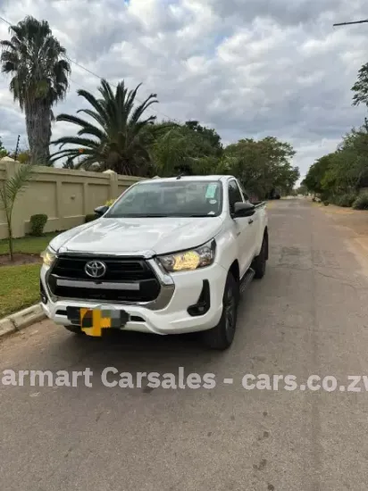 Picture of Toyota Hilux 2021
