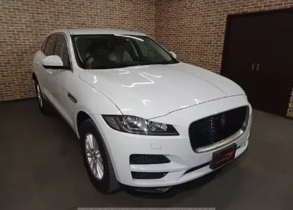 Picture of Jaguar F-Pace 2017