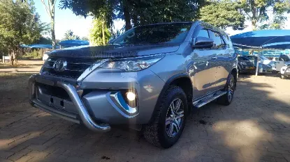 Picture of Toyota Fortuner 2017