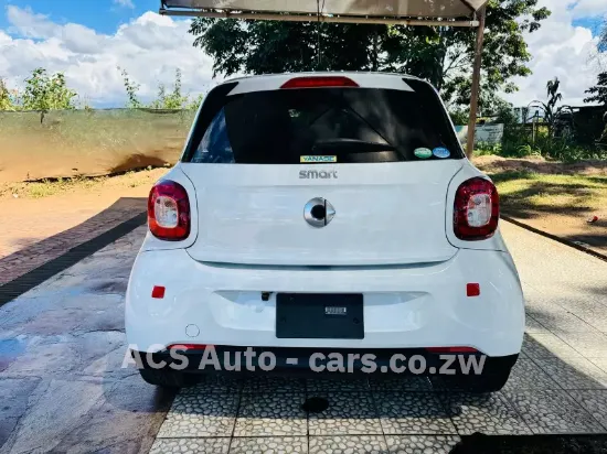 Picture of Mercedes Benz Smart 2018