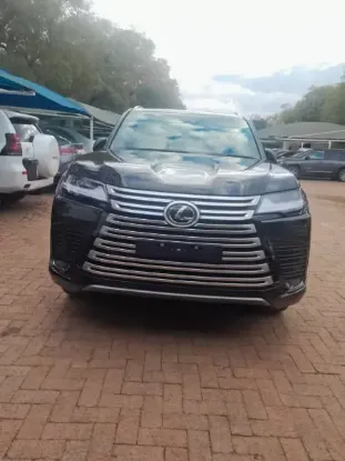Picture of Lexus LX 2025