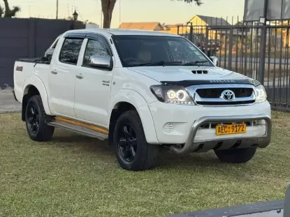 Picture of Toyota Hilux 2011