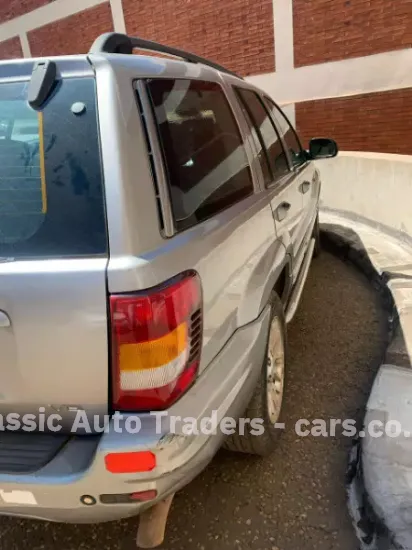 Picture of Jeep Grand Cherokee 2004