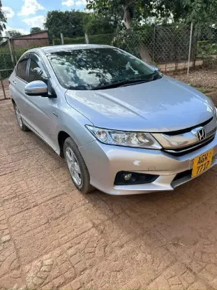 Picture of Honda Grace 2016