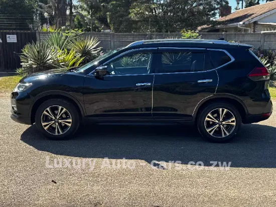 Picture of Nissan X-Trail 2018