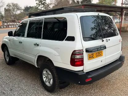 Picture of Toyota Land Cruiser 2003