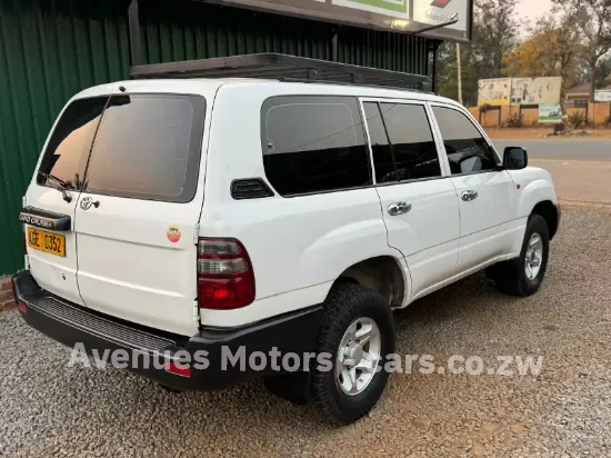 Picture of Toyota Land Cruiser 2003