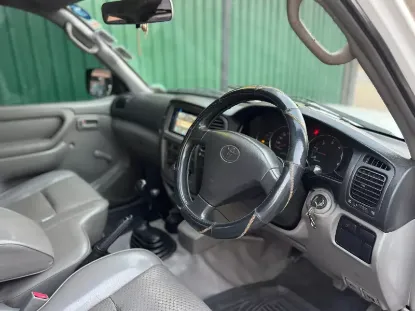 Picture of Toyota Land Cruiser 2003