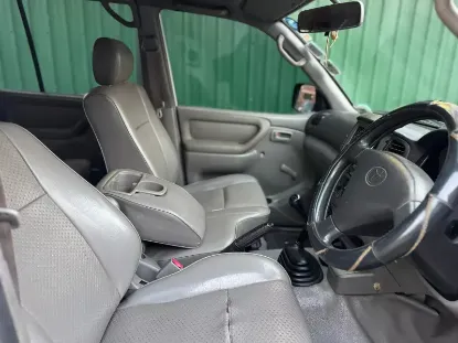 Picture of Toyota Land Cruiser 2003