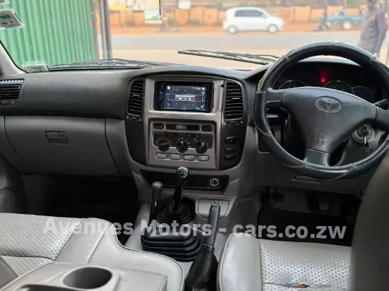 Picture of Toyota Land Cruiser 2003
