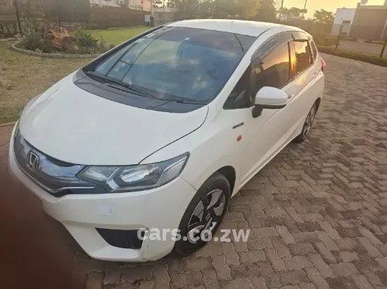 Picture of HONDA FIT GP5 For Rental
