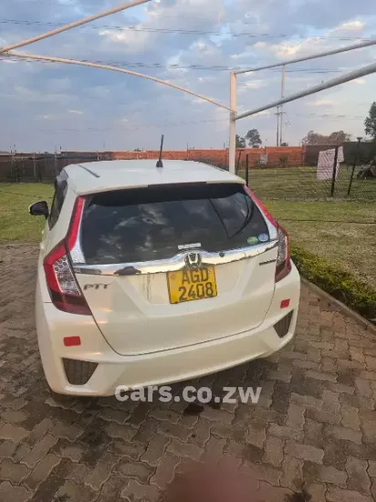 Picture of HONDA FIT GP5 For Rental