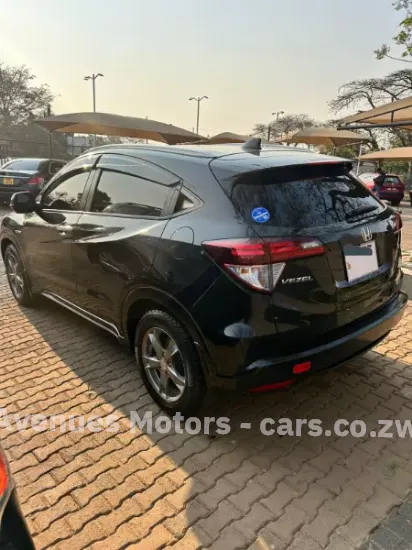 Picture of Honda Vezel 2016