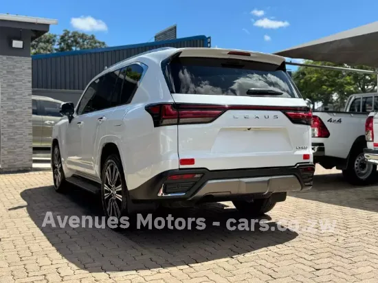 Picture of Lexus LX 2022
