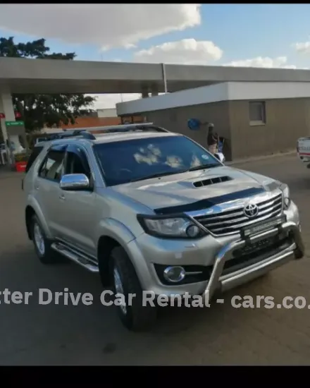Picture of Toyota Fortuner d4d for hire