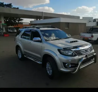 Picture of Toyota Fortuner d4d for hire
