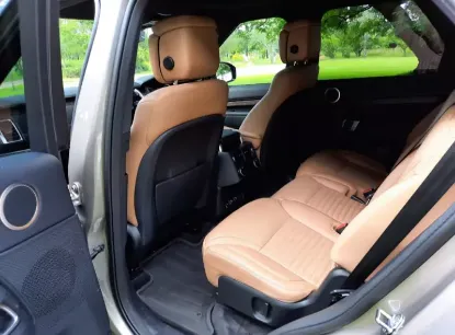 Picture of Range rover Discovery for hire