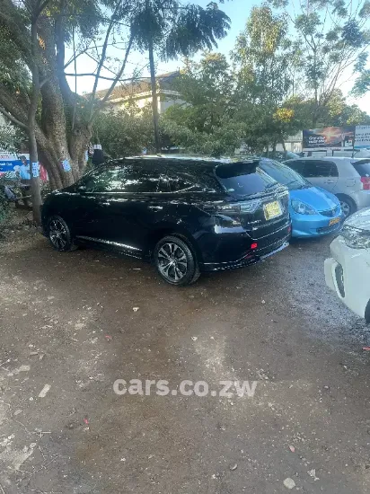 Picture of Mid size SUV