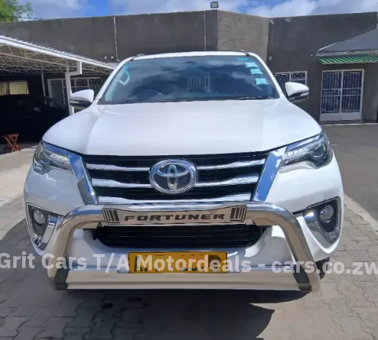 Picture of Toyota Fortuner 2017
