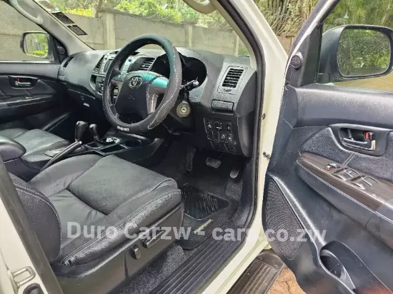 Picture of Toyota Fortuner