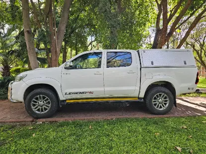 Picture of 4x4 Automatic Toyota Hilux