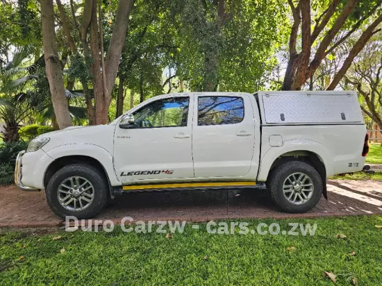 Picture of 4x4 Automatic Toyota Hilux