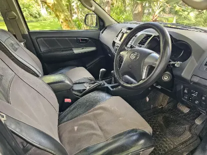 Picture of 4x4 Automatic Toyota Hilux