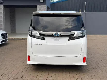 Picture of Toyota Vellfire 2017