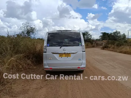 Picture of Seven Seater Nissan Serena C26