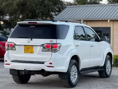Picture of Automatic Toyota Fortuner D4Ds for hire!
