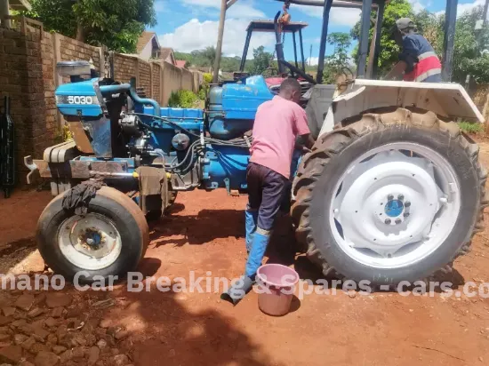 Picture of Ford Tractor 2004