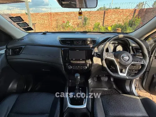Picture of Nissan X-Trail 2017