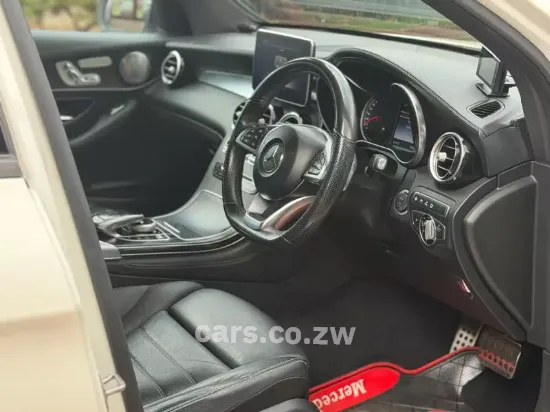 Picture of Mercedes Benz GLC 2016